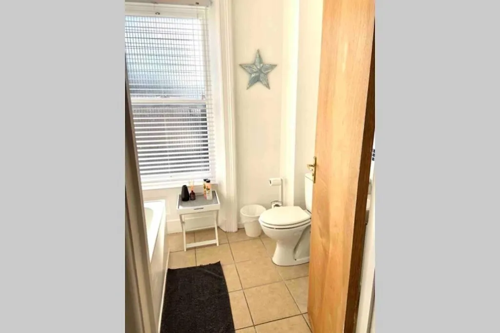 דירות בלפסט Flat 5 Eia House